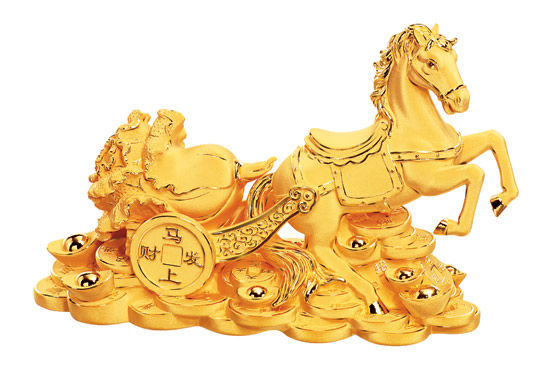 周大福匠心獨(dú)運(yùn) 千足金馬年生肖擺件，黃金藝術(shù)與祥瑞文化的璀璨交融